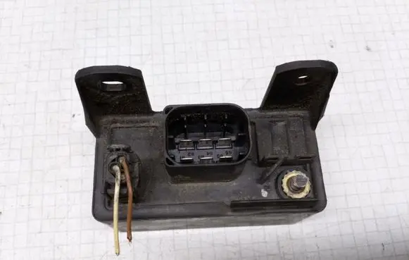 Mercedes-Benz E W210 Other relay
