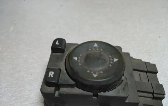 Volkswagen PASSAT B5 Wing mirror switch 3B1959565B