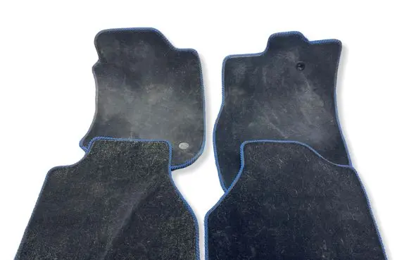 Nissan Navara D40 Car floor mat set 