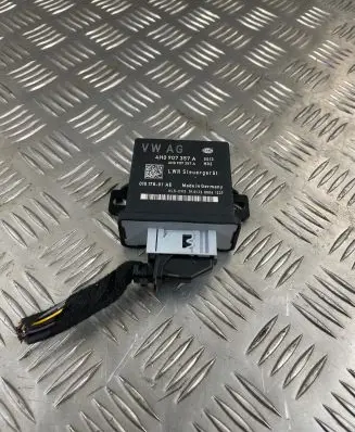 Audi A6 C7 Light module LCM 4H0907357A 017801AE