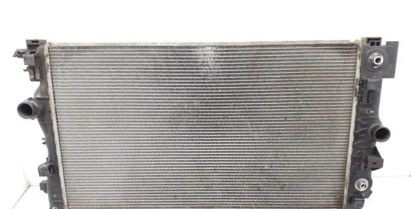 Opel Zafira C Coolant radiator 13310787