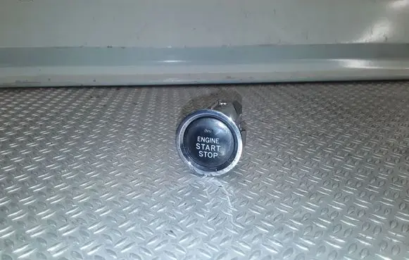 Toyota Corolla Verso AR10 Engine start stop button switch 6842E47B