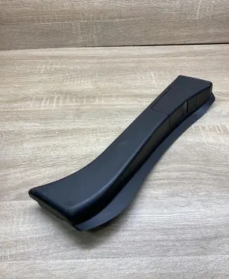 BMW X5 E70 (D) pillar trim (bottom) 7145953 7145907