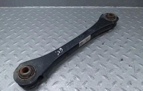 Hyundai i30 Rear control arm 55250G4AA0