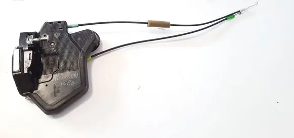 Toyota Hilux (AN10, AN20, AN30) Rear door lock 690600K040