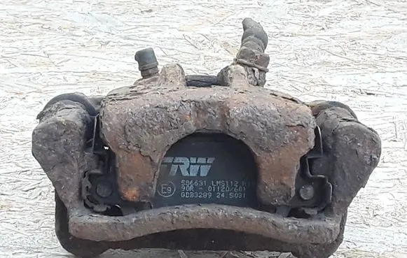 Toyota Corolla E120 E130 Rear brake caliper