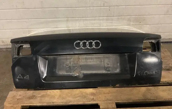 Audi A4 S4 B7 8E 8H Tailgate/trunk/boot lid