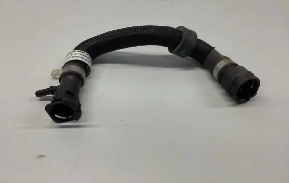 Land Rover Evoque II Engine coolant pipe/hose M8D28B160AB