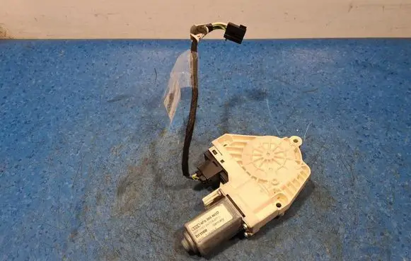 Audi A6 Allroad C6 Vent window/glass motor 4F0959802D