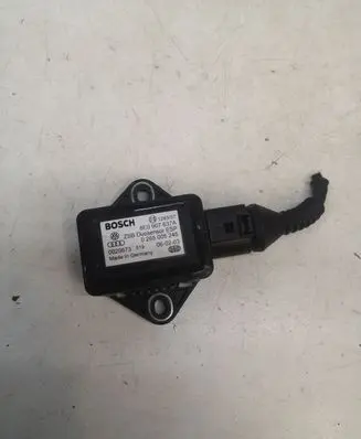 Volkswagen PASSAT B5.5 ESP acceleration yaw rate sensor 8E0907637A