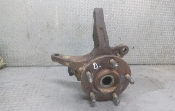 Hyundai Santa Fe Front wheel hub spindle knuckle