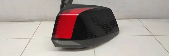 Peugeot 5008 II Rear/tail lights 9811028180 81570201