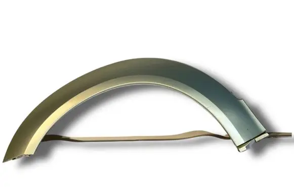 Subaru Outback Front arch trim 