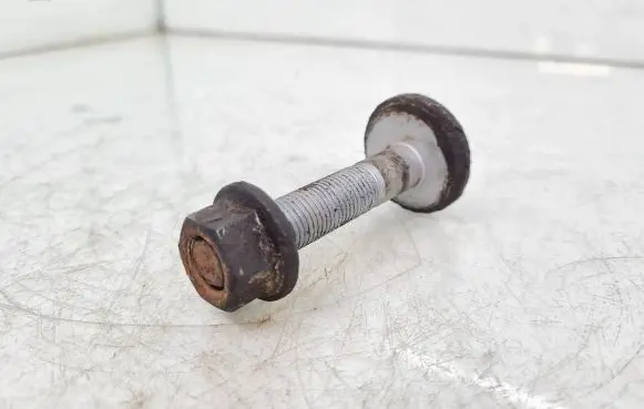 Mercedes-Benz Vito Viano W639 Front suspension camber bolt 