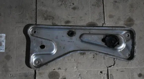 Porsche Taycan 9J1 Engine splash shield/under tray 9J1407130C555525