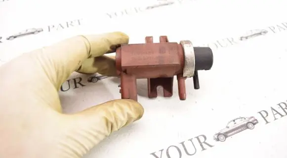 Citroen C4 I Turbo solenoid valve 9652570180