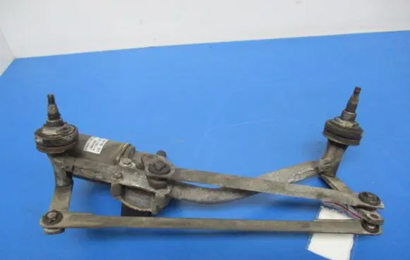 Ford Focus C-MAX Front wiper linkage and motor