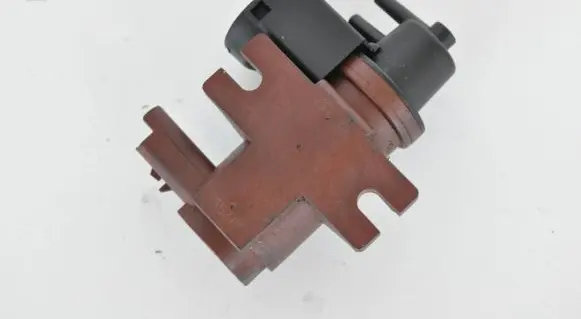 Ford Mondeo MK IV Turbo solenoid valve