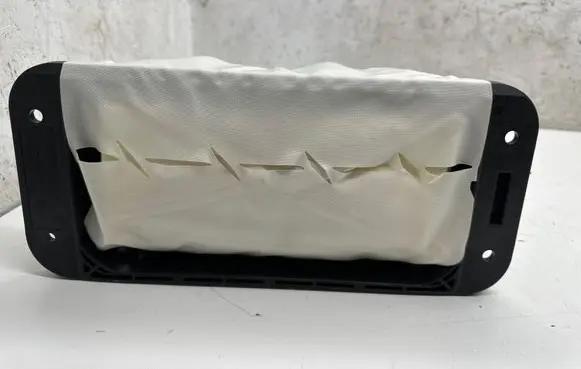 Mercedes-Benz CLS C218 AMG Passenger airbag A2188600602 1073185530019 34074347A
