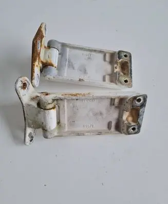 Iveco Daily 3rd gen Rear door hinge set 9161