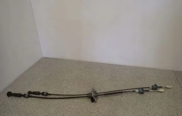 Hyundai i30 Gear shift cable linkage