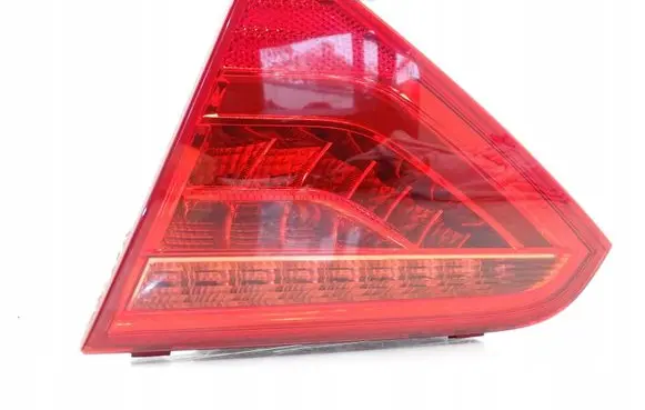 Audi A5 8T 8F Tailgate rear/tail lights 8T0945094C