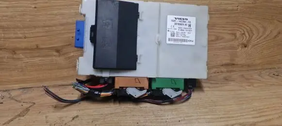 Volvo V70 Fuse module 30765624 7G9T14C256FA