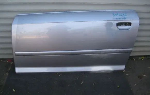 Audi A3 S3 8P Front door