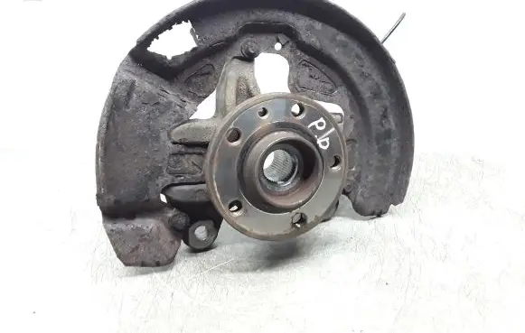 Volvo V60 Front wheel hub spindle knuckle