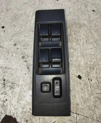 Toyota Corolla Verso AR10 Electric window control switch 742320F010
