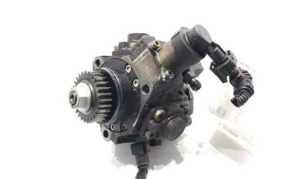 Renault Laguna III Fuel injection high pressure pump 0445010170