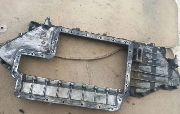 Audi A8 S8 D3 4E Oil sump 057103607C