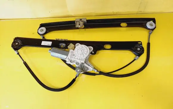Mercedes-Benz Vaneo W414 Front door window regulator with motor A2308200942