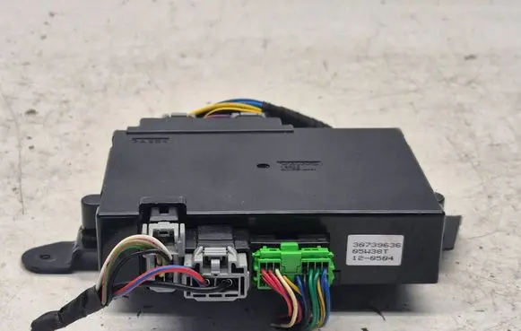Volvo XC90 Seat control module 30739636 05W38T
