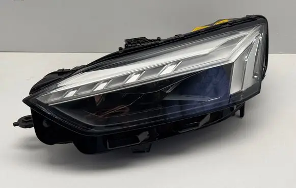 Audi RS5 LED Daytime headlight 030112023500 18W6941085 LE18A6422