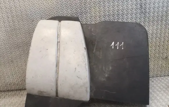 Mercedes-Benz SLK R170 Engine cover (trim) 1110100267