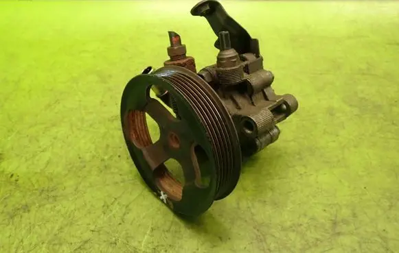 Toyota Celica T230 Power steering pump