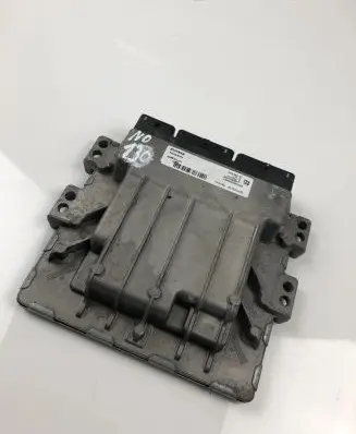 Renault Captur Engine control unit/module 237102703S