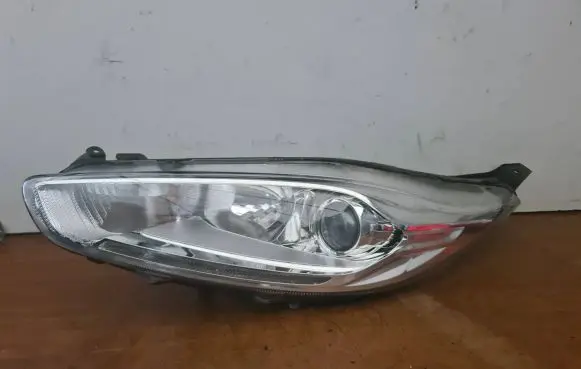 Ford Fiesta Headlight/headlamp C1BB13W030
