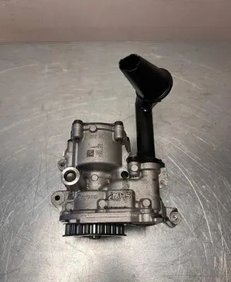 Volkswagen Crafter Oil pump 04L145208P