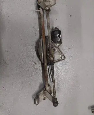 Toyota RAV 4 (XA20) Front wiper linkage and motor 8511042130 1592004842