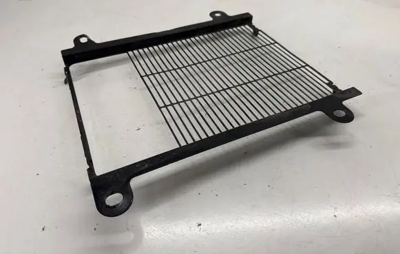 Alfa Romeo Stelvio Radiator trim 50547146