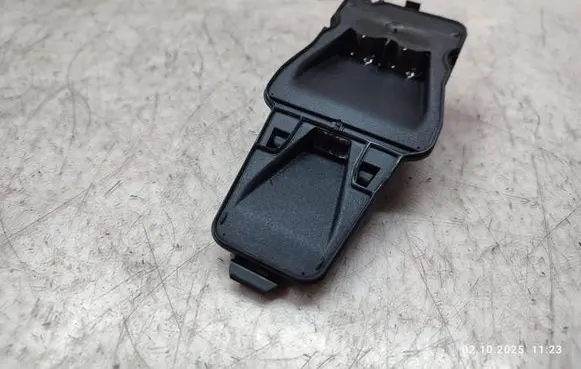 Windshield/windscreen camera