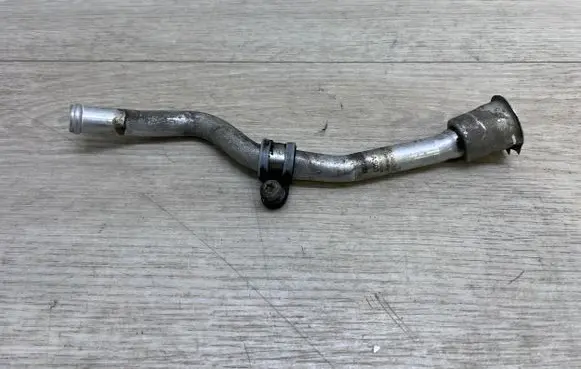 Porsche Panamera (970) Engine coolant pipe/hose 97010604510