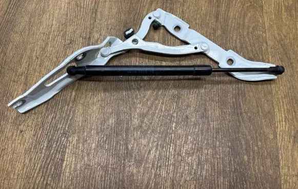 BMW 2 F22 F23 Tailgate/trunk/boot hinge 7304557 ES03