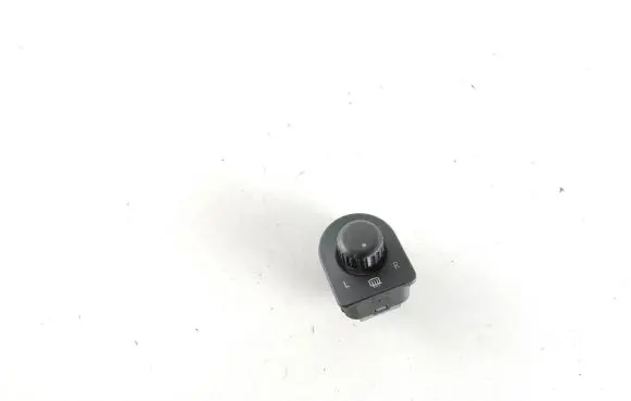 Volkswagen Transporter - Caravelle T5 Wing mirror switch 7E1959565E