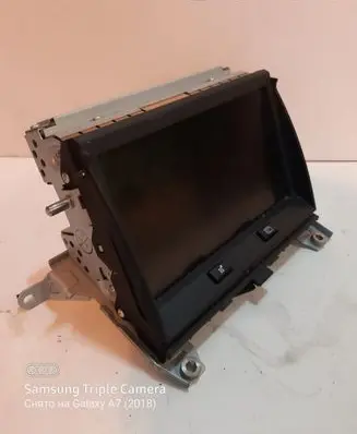 Land Rover Range Rover Sport L320 Screen/display/small screen YIE500090