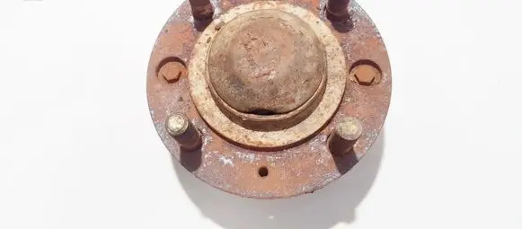 Volvo S40, V40 Rear wheel hub