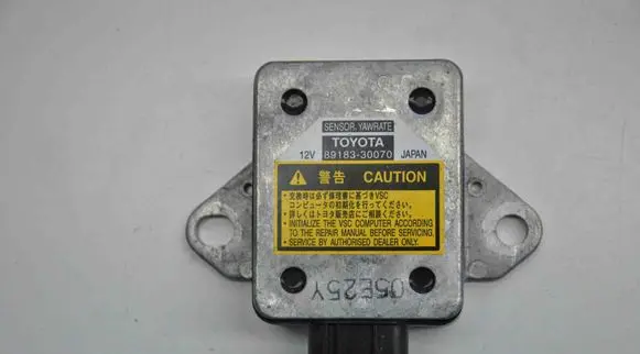 Lexus GS 300 350 430 450H Acceleration sensor 8918330070