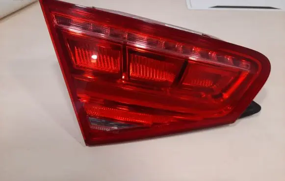 Audi A8 S8 D4 4H Tailgate rear/tail lights 4H0945093